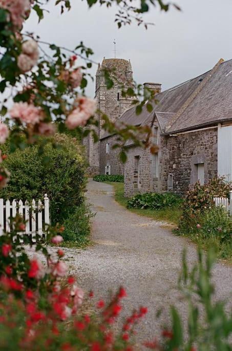 Au 3 La Cour A Tot Villa Regnéville-sur-Mer Buitenkant foto