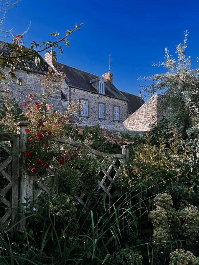 Au 3 La Cour A Tot Villa Regnéville-sur-Mer Buitenkant foto